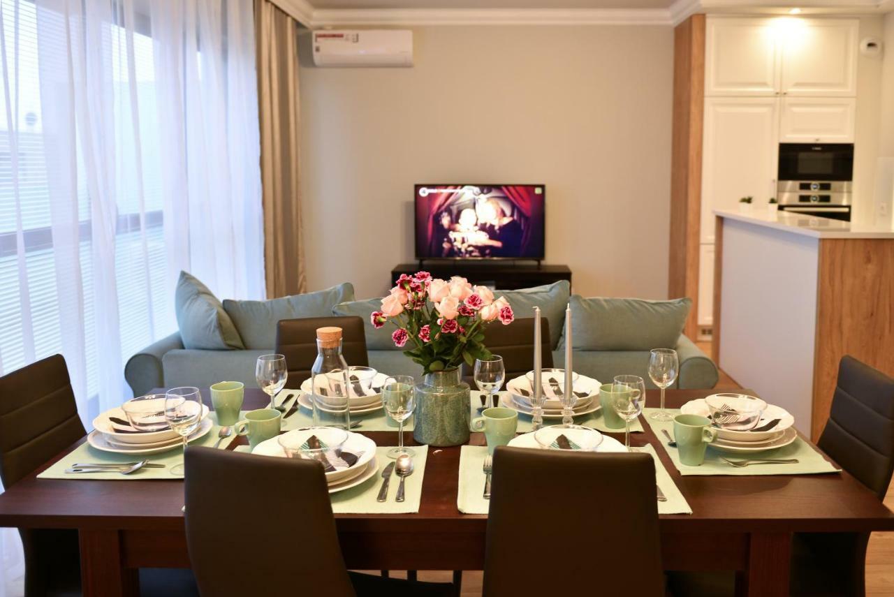 La Gioia Elegant Spacious Apartment คราคูฟ ภายนอก รูปภาพ