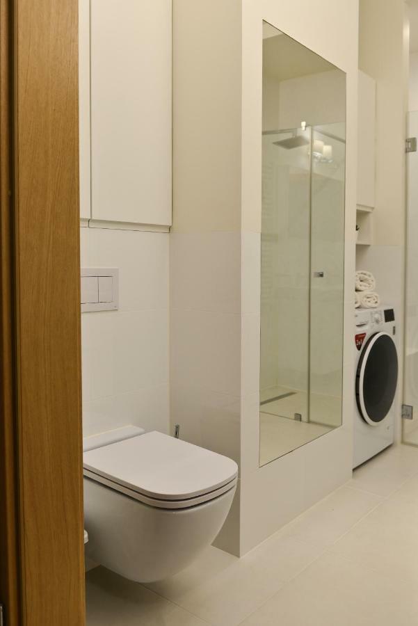 La Gioia Elegant Spacious Apartment คราคูฟ ภายนอก รูปภาพ